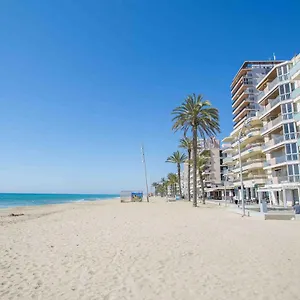 Casa Arnau, A Pie De Playa. Calafell